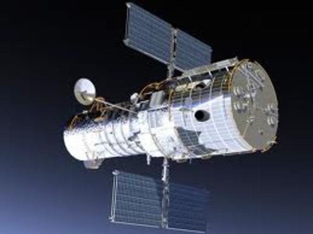 A shperical aberration was discovered in Hubble's primary mirror