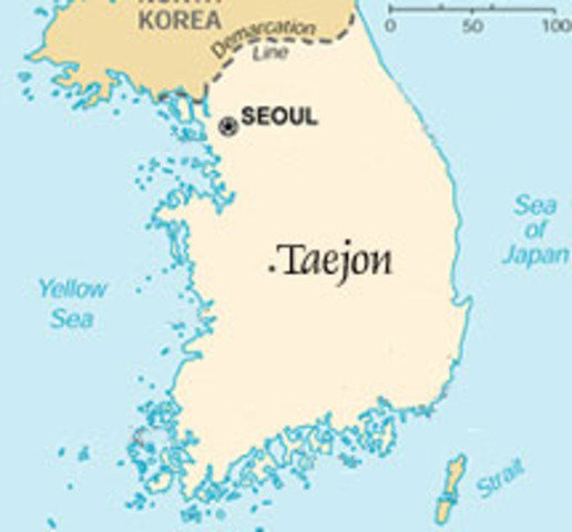 U.S troops fight out of burning Taejon.