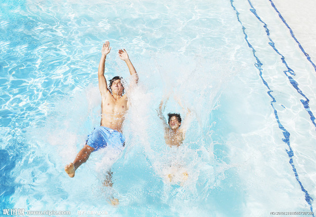 start to learn swimming