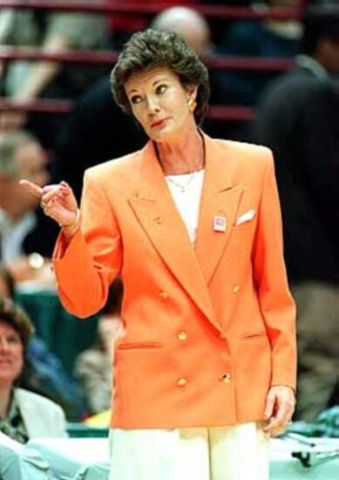 Tennesse basketball coach Pat Summitt finishes her career with 1098 wins, far surpassing the 880 that made her the winningest coach in NCAA history.