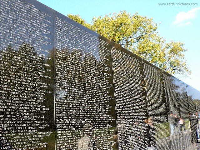 World Events : veitnam memorial wall