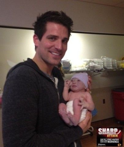 Patrick Sharp becomes a dad