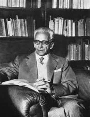 se nacionaliza como estadounidense