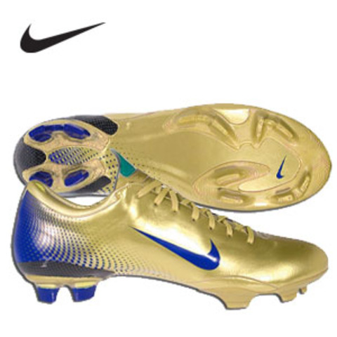 Modern soccer cleats