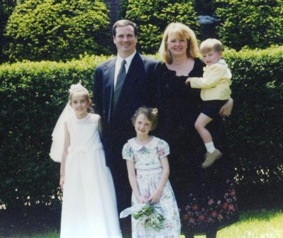 Hice mi Primera Comunión en la Iglesia de San Aidan.