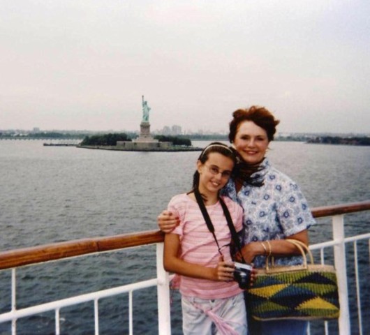 Salí de los Estados Unidos por primera vez cuando salió de un crucero a las Bermudas.