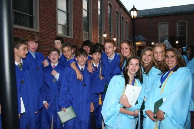 Me gradué de la escuela primaria de la escuela de San Aidan.