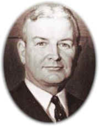 Candler sells The Coca-Cola Company to Ernest Woodruff