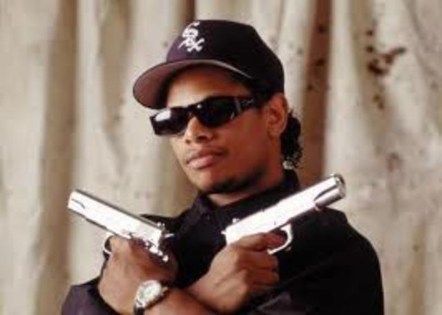 Eazy-E passes away.