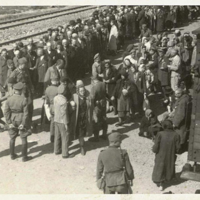 Timeline: Holocaust Timeline