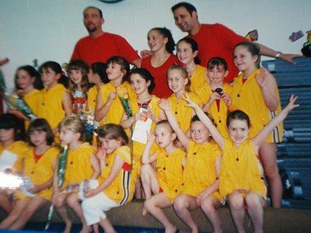 Cuando tenía tres años, empecé gimnasia.