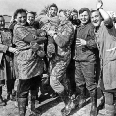 Timeline: Frauenpolitik in der DDR