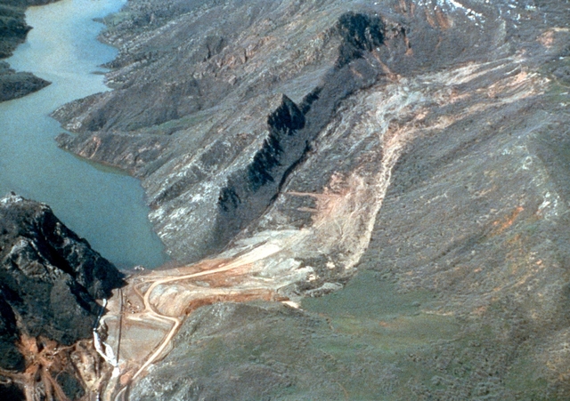 Science and Technologe; thistl mud slide