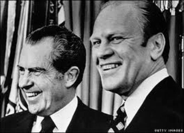 spiro agnew resigns & Gerald Ford become the new vice president