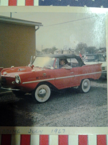 Grandpa buys Amphicar
