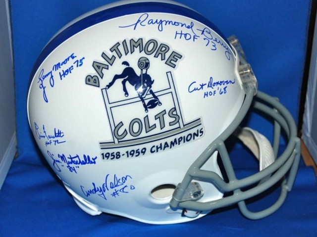 Baltimore Colts beat the L.A. Rams 28-24