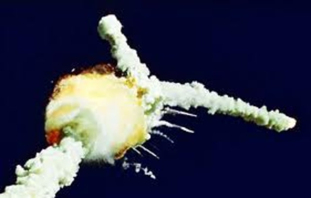 Challenger space shuttle explodes