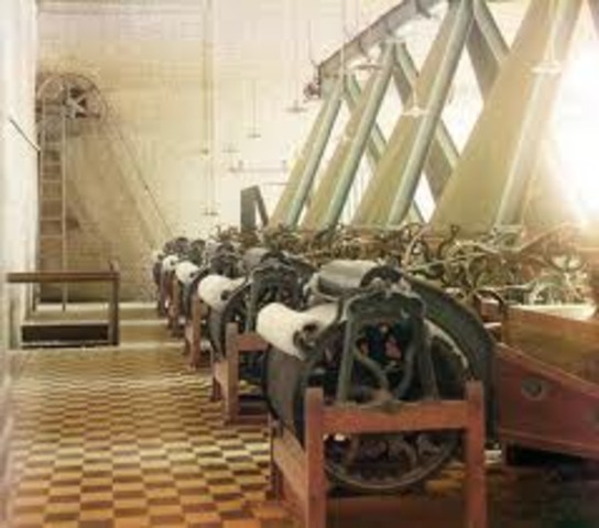first textile factory built in the U.S.A