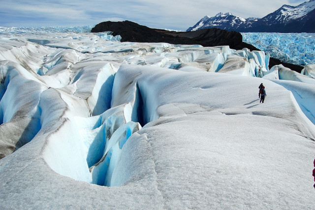 Arrived at the lower and of the Khambu glacier.