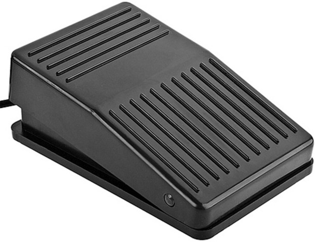 First Single Foot Pedal to Operate Coupled Four-Wheel Brakes