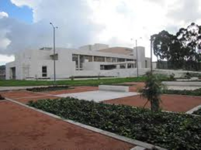 BIBLIOTECA JULIO MARIO SANTODOMINGO