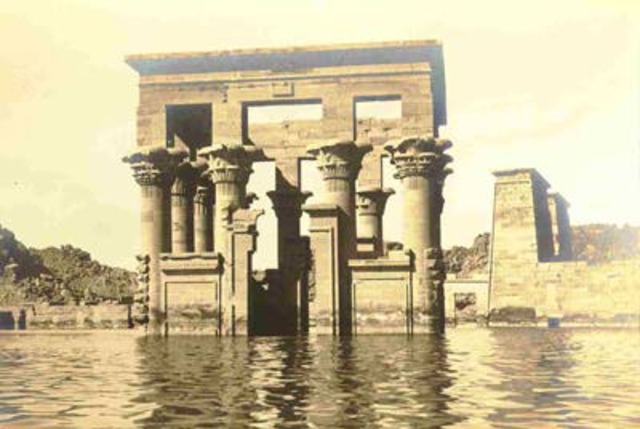 First Aswan Dam Completed