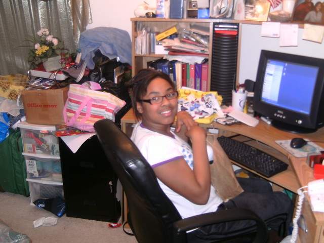 My oldest niece is born!