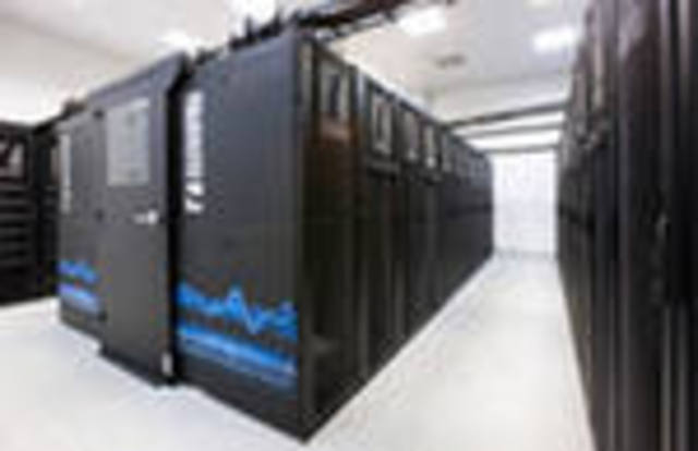 Национальный Фонд Науки США (The National Science Foumdation) создал NSFNET, связавшую центры с "суперкомпьютерами". Эта сеть доступна лишь для зарегестрированных пользователей, в основном, университетов.