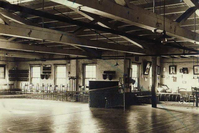 Founding of The Laurel Club