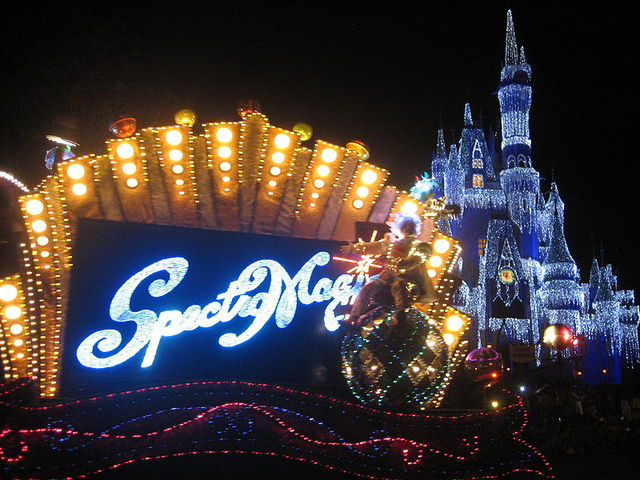 Night time parade "SpectroMagic"