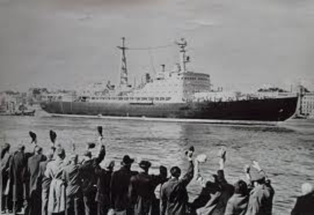 Lenin shipped by Germans to Russia