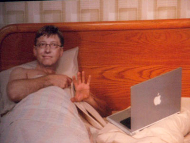 Gates anuncia su retiro