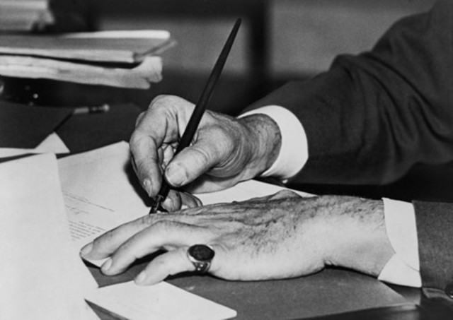 Creation and Signing of the Roosevelt Corollary