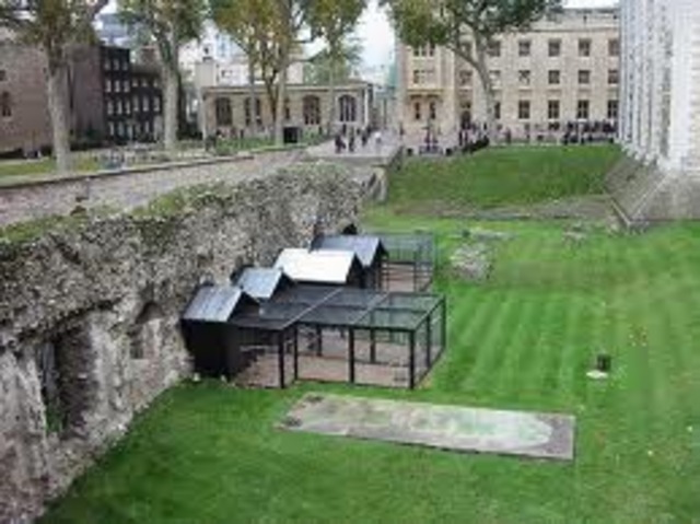 Royal Family Leaves London