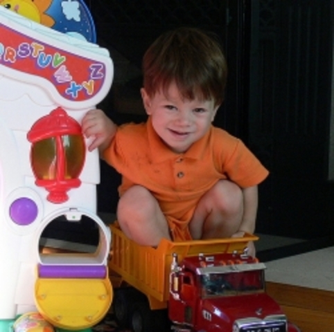 16-18 month old physical development