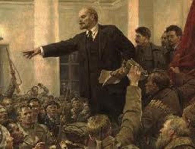 Lenin shipped by Germans to Russia