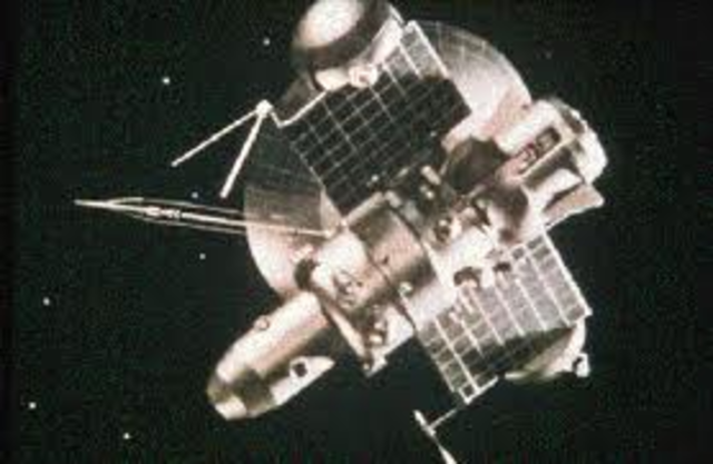 Soviet Union's Zond 5 is launched