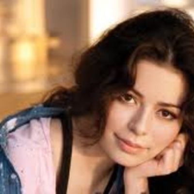 Timeline: Discografía de Miranda Crosgove