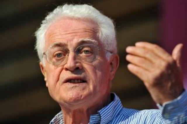 June - Landslide victory in legislative elections for centre-right UMP. Jean-Pierre Raffarin's centre-right government confirmed in office, marking an end to the "cohabitation" years when Chirac had to work with Socialist Prime Minister Lionel Jospin.