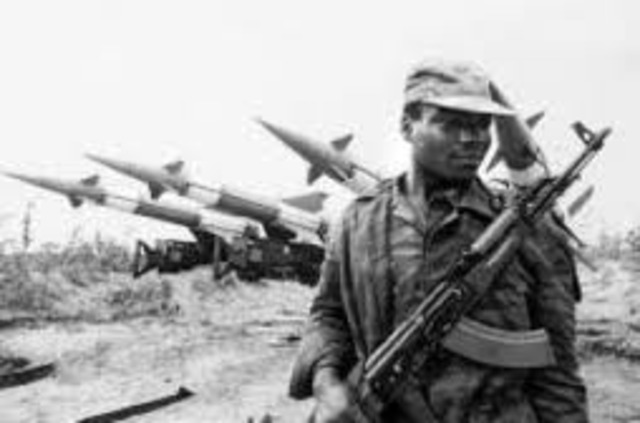 Civil war breaks out in Angola-1975