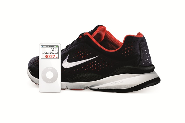 Apple and Nike introduce Nike+iPod,