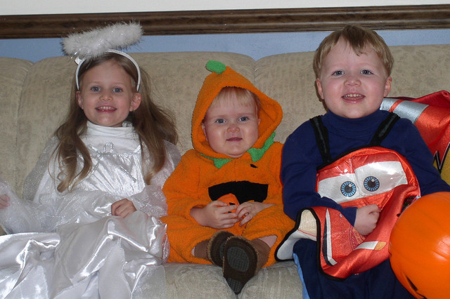 22-24 month old physical development