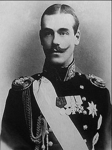 Czar Nicholas II abdicates