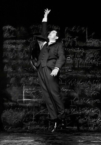 Graduates from Harvard