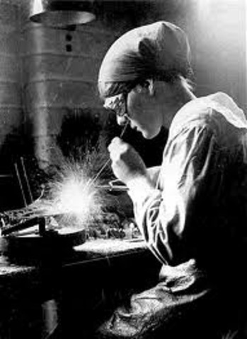 Women Work in Mens Jobs.