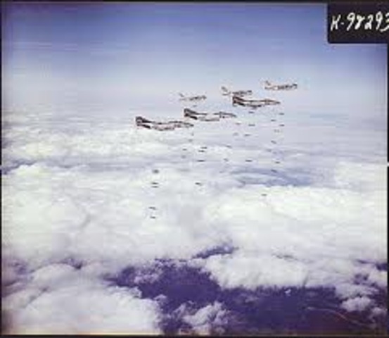 US Aircraft Attack Vietnam