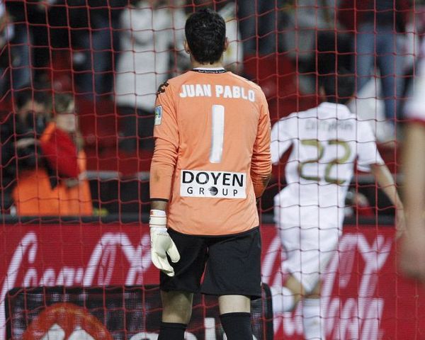 Demasiadas facilidades ante el líder