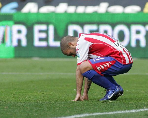 Una derrota insulsa hunde al Sporting