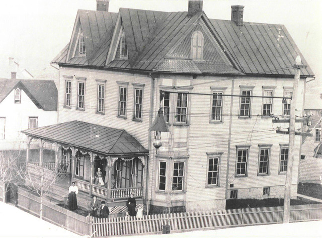 Houses of the 1800's.