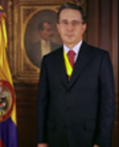 ALBARO URIBE VELEZ
